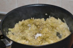 Кабачки жареные с томатной пастой - шаг 5 Кабачки жареные с томатной пастой - шаг 5