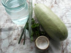 Кабачки на пару быстро и вкусно - шаг 1