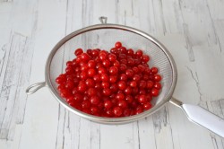 Калиновый соус с апельсином - шаг 2 Калиновый соус с апельсином - шаг 2