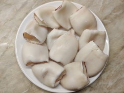 Кальмары в сметанном соусе - шаг 5 Кальмары в сметанном соусе - шаг 5