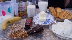 Карамельно-творожный торт с орехом без выпечки - шаг 1 Карамельно-творожный торт с орехом без выпечки - шаг 1