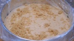 Карамельно-творожный торт с орехом без выпечки - шаг 9 Карамельно-творожный торт с орехом без выпечки - шаг 9