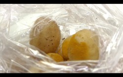 Картофель запеченный в рукаве с соусом Бешамель - шаг 1 Картофель запеченный в рукаве с соусом Бешамель - шаг 1