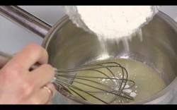 Картофель запеченный в рукаве с соусом Бешамель - шаг 3 Картофель запеченный в рукаве с соусом Бешамель - шаг 3