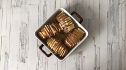 Картошка гармошка с сыром - шаг 8 Картошка гармошка с сыром - шаг 8