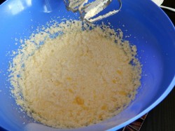 Кекс творожный классический - шаг 5