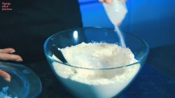 Классические пончики с повидлом жареные во фритюре - шаг 12