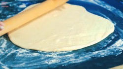 Классические пончики с повидлом жареные во фритюре - шаг 20