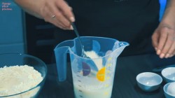 Классические пончики с повидлом жареные во фритюре - шаг 4