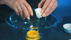 Классические пончики с повидлом жареные во фритюре - шаг 6