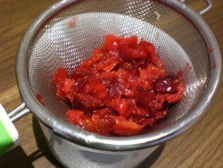 Клюквенный мусс с манкой - шаг 4