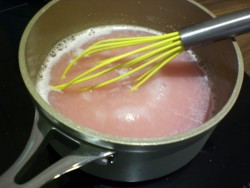 Клюквенный мусс с манкой - шаг 8