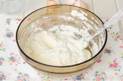 Кокосовый бисквит Дакуаз с ягодами - шаг 10 Кокосовый бисквит Дакуаз с ягодами - шаг 10