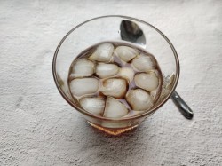 Коктейль Чёрный Русский - шаг 4 Коктейль Чёрный Русский - шаг 4