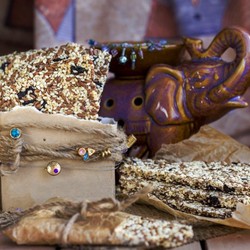 Козинаки из кунжута и льна