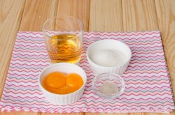 Итальянский крем Сабайон - шаг 1 Итальянский крем Сабайон - шаг 1