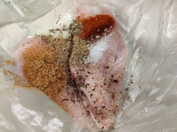 Курица на углях в фольге - шаг 4