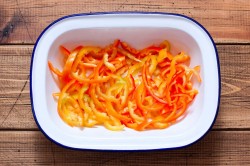 Куриная грудка с болгарским перцем - шаг 2