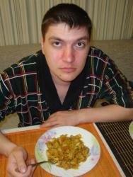 Куриная грудка с тушеной капустой и томатной пастой - шаг 13