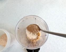 Куриная печень с брокколи и овсяно-протеиновым соусом - шаг 7