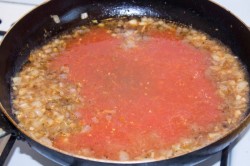 Куриные митболы с сыром в томатном соусе - шаг 25 Куриные митболы с сыром в томатном соусе - шаг 25