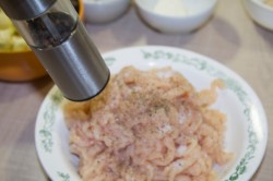 Куриные митболы с сыром в томатном соусе - шаг 6 Куриные митболы с сыром в томатном соусе - шаг 6