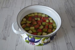 Квас из ревеня с мятой - шаг 3 Квас из ревеня с мятой - шаг 3