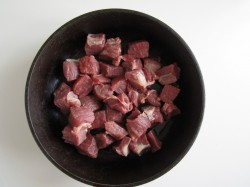 Домашняя лапша с говядиной - шаг 1