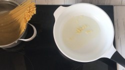 Лапша с креветками - шаг 2