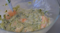 Легкие бутерброды с сыром и креветками - шаг 12