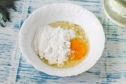 Лук в кляре - шаг 3