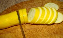 Маринованные кабачки с сахаром укропом чесноком лаврушкой - шаг 3 Маринованные кабачки с сахаром укропом чесноком лаврушкой - шаг 3