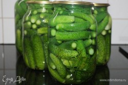 Маринованные хрустящие огурчики на зиму - шаг 3 Маринованные хрустящие огурчики на зиму - шаг 3