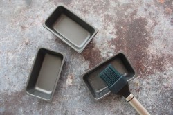 Медово-овсяные корзиночки с консервированными фруктами - шаг 5