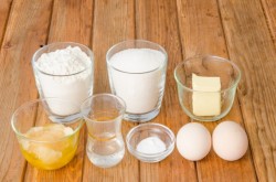 Медовый торт со сметанным кремом классический - шаг 1 Медовый торт со сметанным кремом классический - шаг 1