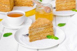 Медовый торт со сметанным кремом классический - шаг 29 Медовый торт со сметанным кремом классический - шаг 29