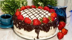 Морковный торт с карамелью, грецкими орехами и сливками - шаг 30