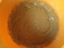 Муссовый торт с черносливом и орехами - шаг 5