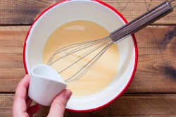 Мягкое печенье на кефире в духовке - шаг 4