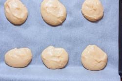 Мягкое печенье на кефире в духовке - шаг 7