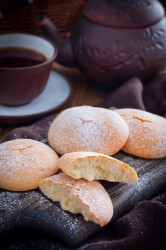 Мягкое печенье на кефире в духовке - шаг 8