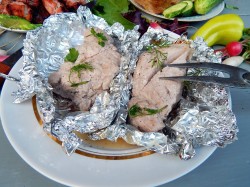 Мясо в фольге на углях - шаг 7