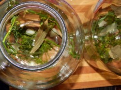 Огурцы на зиму сладкие хрустящие - шаг 4 Огурцы на зиму сладкие хрустящие - шаг 4