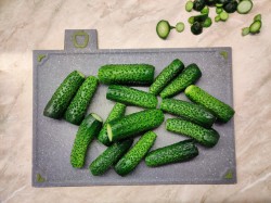 Огурцы с аспирином на зиму в банке - шаг 1 Огурцы с аспирином на зиму в банке - шаг 1