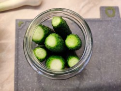 Огурцы с аспирином на зиму в банке - шаг 4 Огурцы с аспирином на зиму в банке - шаг 4