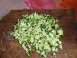 Окрошка на курином бульоне - шаг 3 Окрошка на курином бульоне - шаг 3