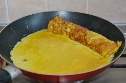 Японский омлет тамаго - шаг 9