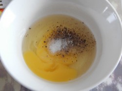 Отбивные из куриного филе в кляре - шаг 2