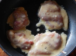 Отбивные из куриного филе в кляре - шаг 6