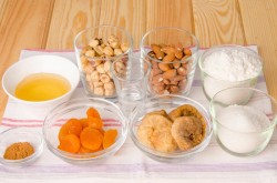 Итальянский рождественский пирог Панфорте - шаг 1 Итальянский рождественский пирог Панфорте - шаг 1